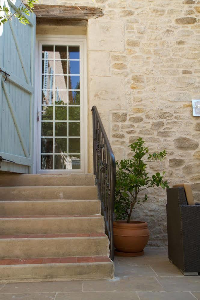 Domaine De La Pomme Hotel Trets Exterior foto